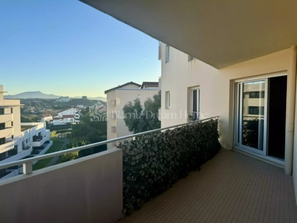 Appartement vue montagnes Milady Plage avec cave et parking