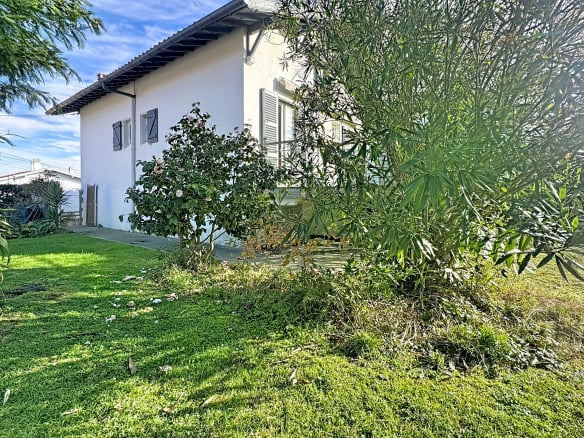 Maison Familiale au calme quartier Saint Martin